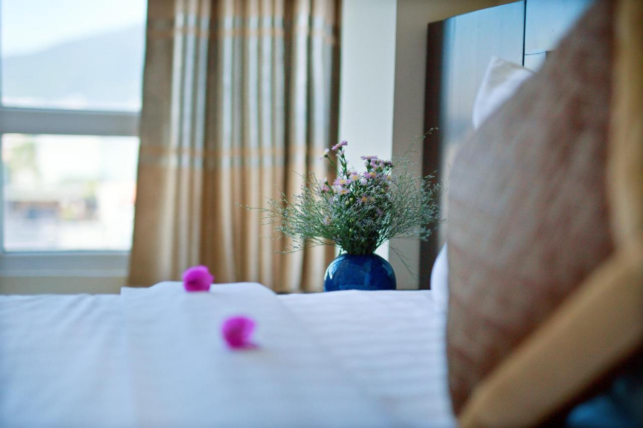 Gia Linh Hotel Da Nang Esterno foto